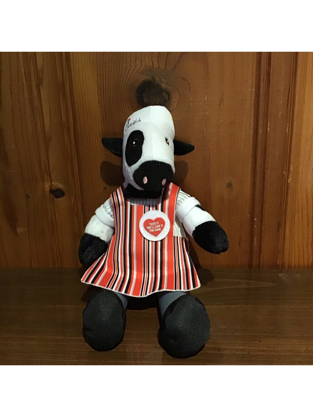 Chick-fil-A 2026 Plush Doll Cow Toy 10" Classic Crew Limited Edition Taste It